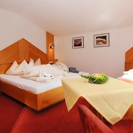 Ferienwohnung In Mit Kleiner Terrasse Apartman